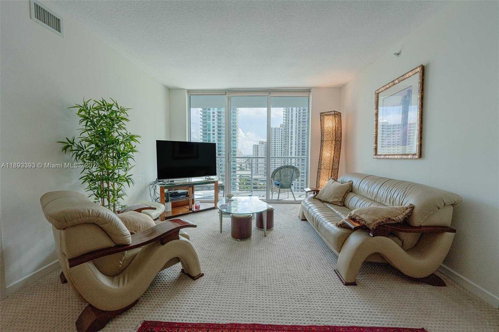 Small Image of 325 SOUTH BISCAYNE BLVD #2119, Miami Number 18
