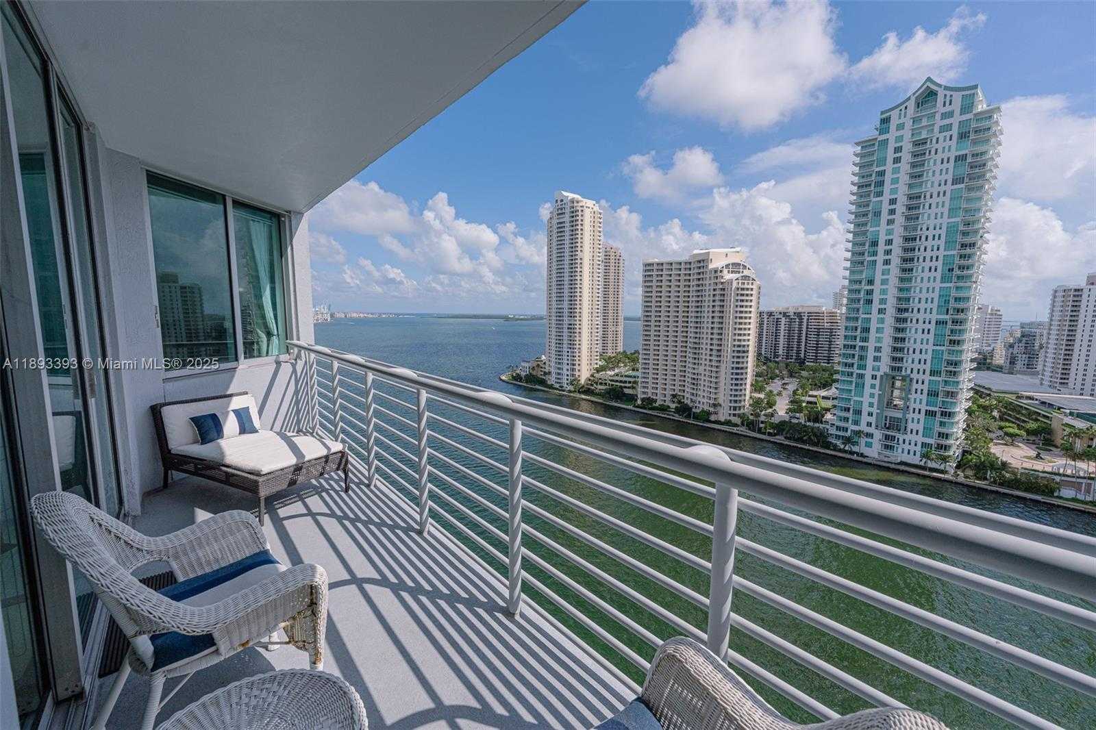 Small Image of 325 SOUTH BISCAYNE BLVD #2119, Miami Number 5