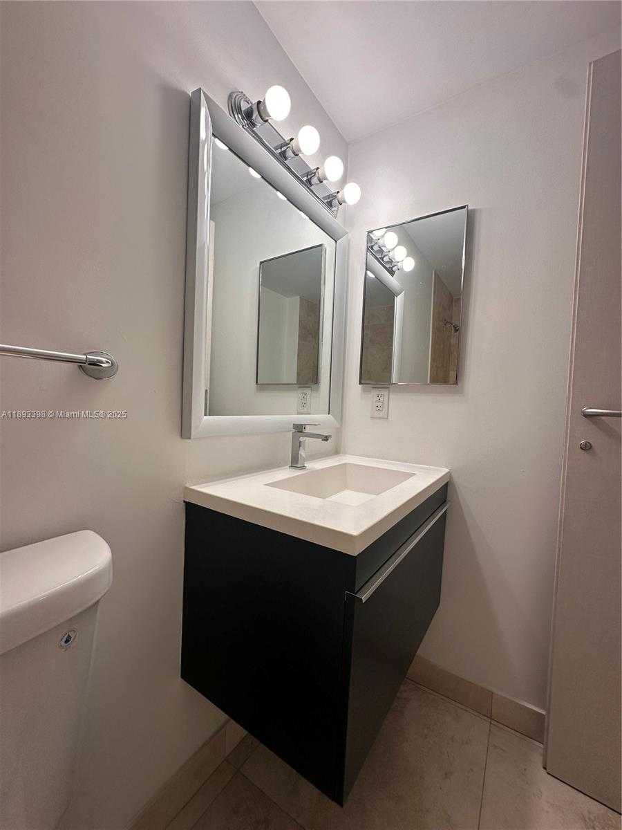 Small Image of 7918 HARBOR ISLAND DR #311, North Bay Village Number 10