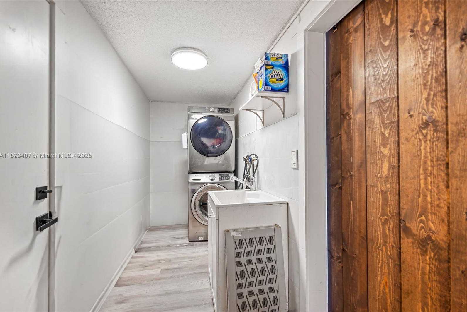 Small Image of 16530 ROYAL POINCIANA CT, Weston Number 16