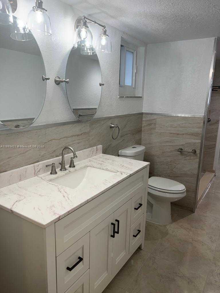 Small Image of 2670 WEST 76TH ST #101, Hialeah Number 16