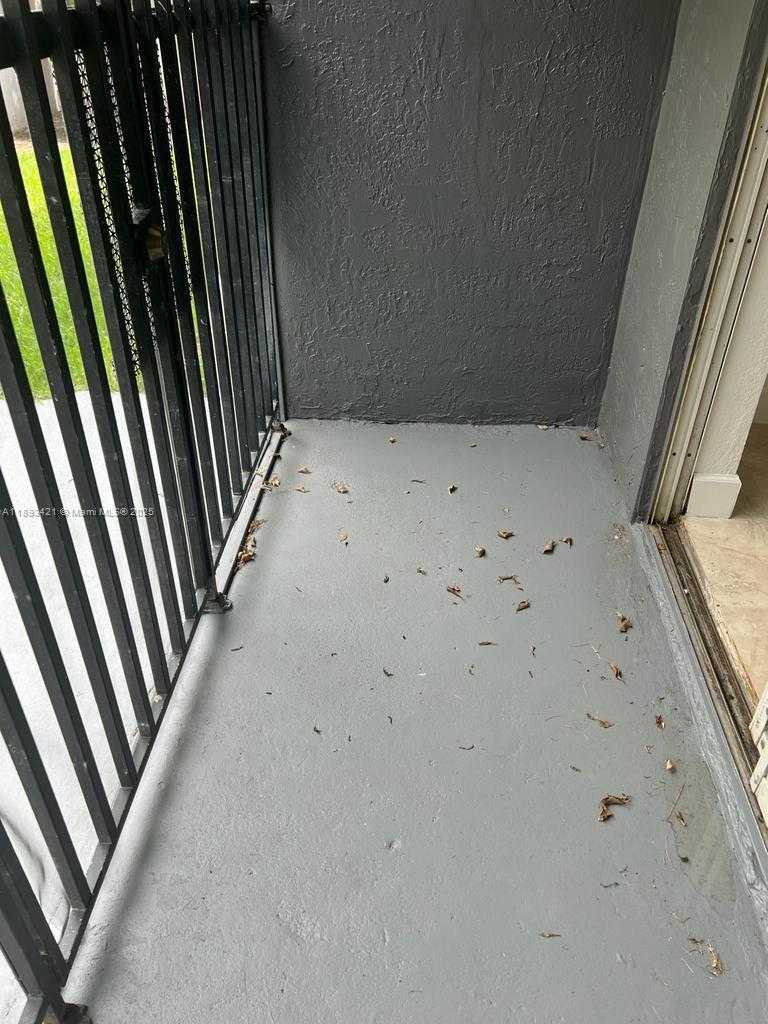 Small Image of 2670 WEST 76TH ST #101, Hialeah Number 29