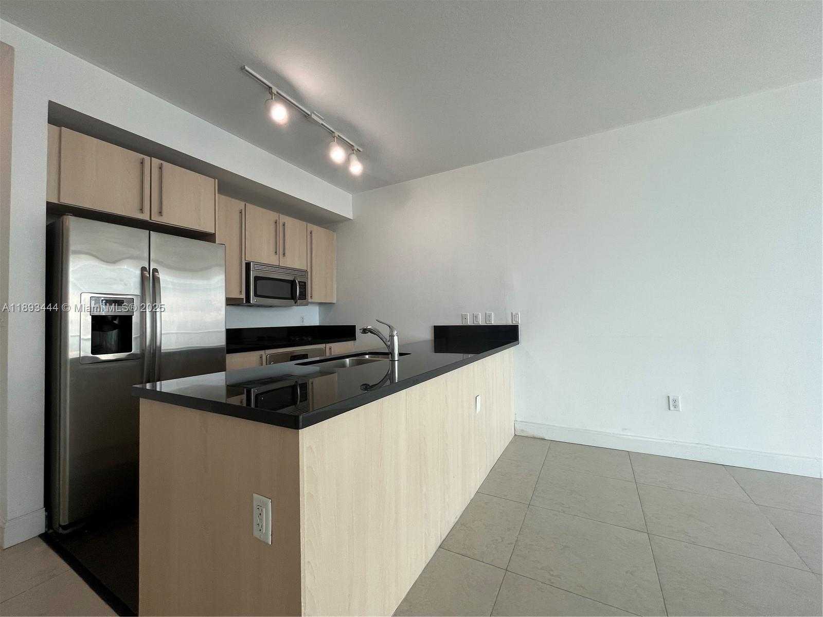 Small Image of 79 SOUTH WEST 12TH ST #2808-S, Miami Number 4