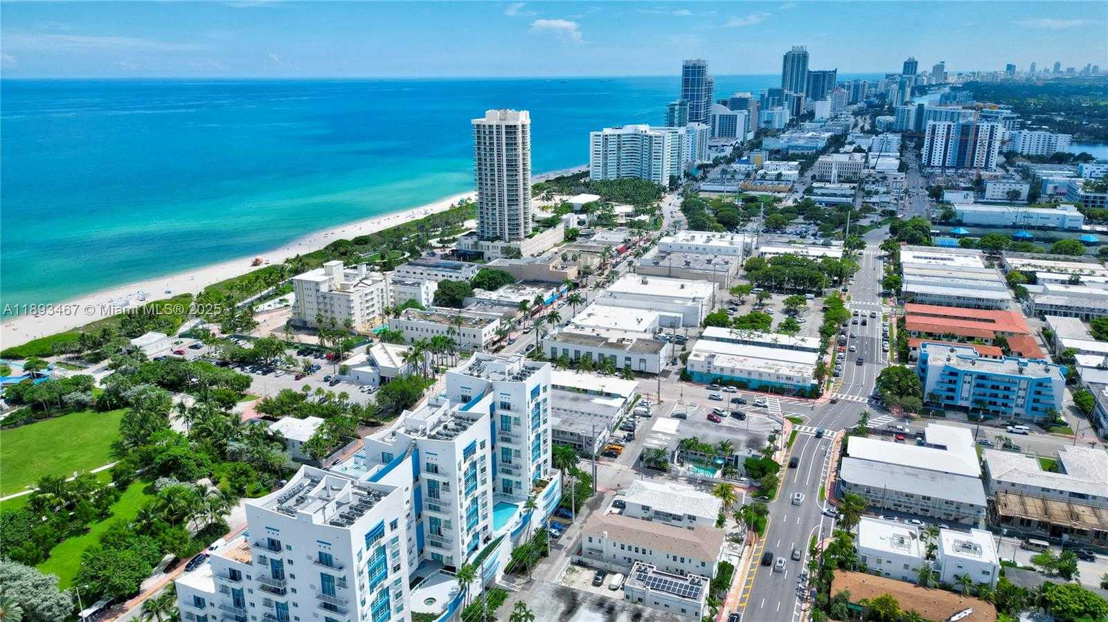 Small Image of 7611 HARDING AVE #8, Miami Beach Number 2