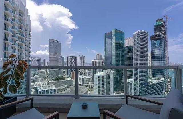 Small Image of 41 SOUTH EAST 5TH ST #1905, Miami Number 16