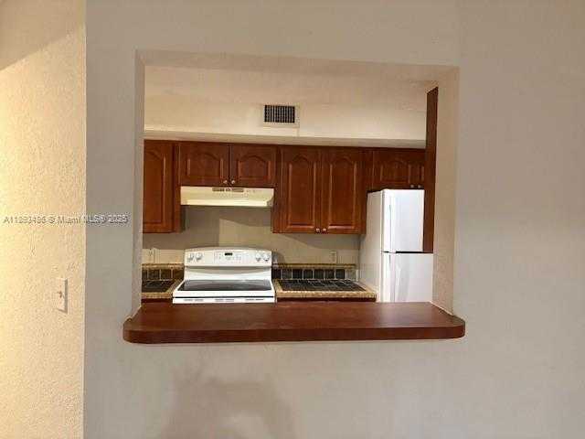 Small Image of 10440 SOUTH WEST 156TH CT #7211, Miami Number 12