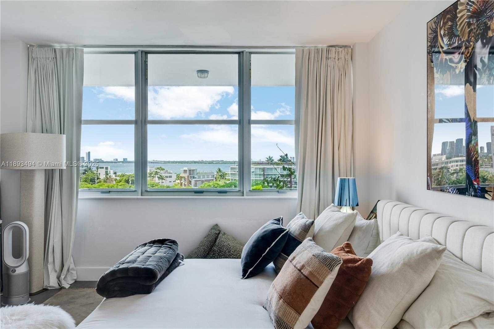 Small Image of 20 ISLAND AVE #702, Miami Beach Number 5