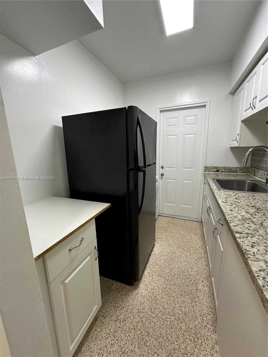 Small Image of 790 81ST ST #3, Miami Beach Number 4
