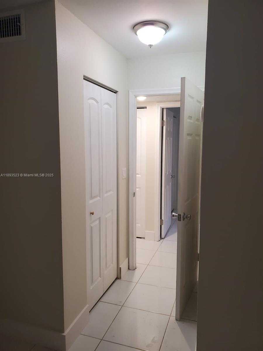 Small Image of 7830 CAMINO REAL #k-107, Miami Number 11