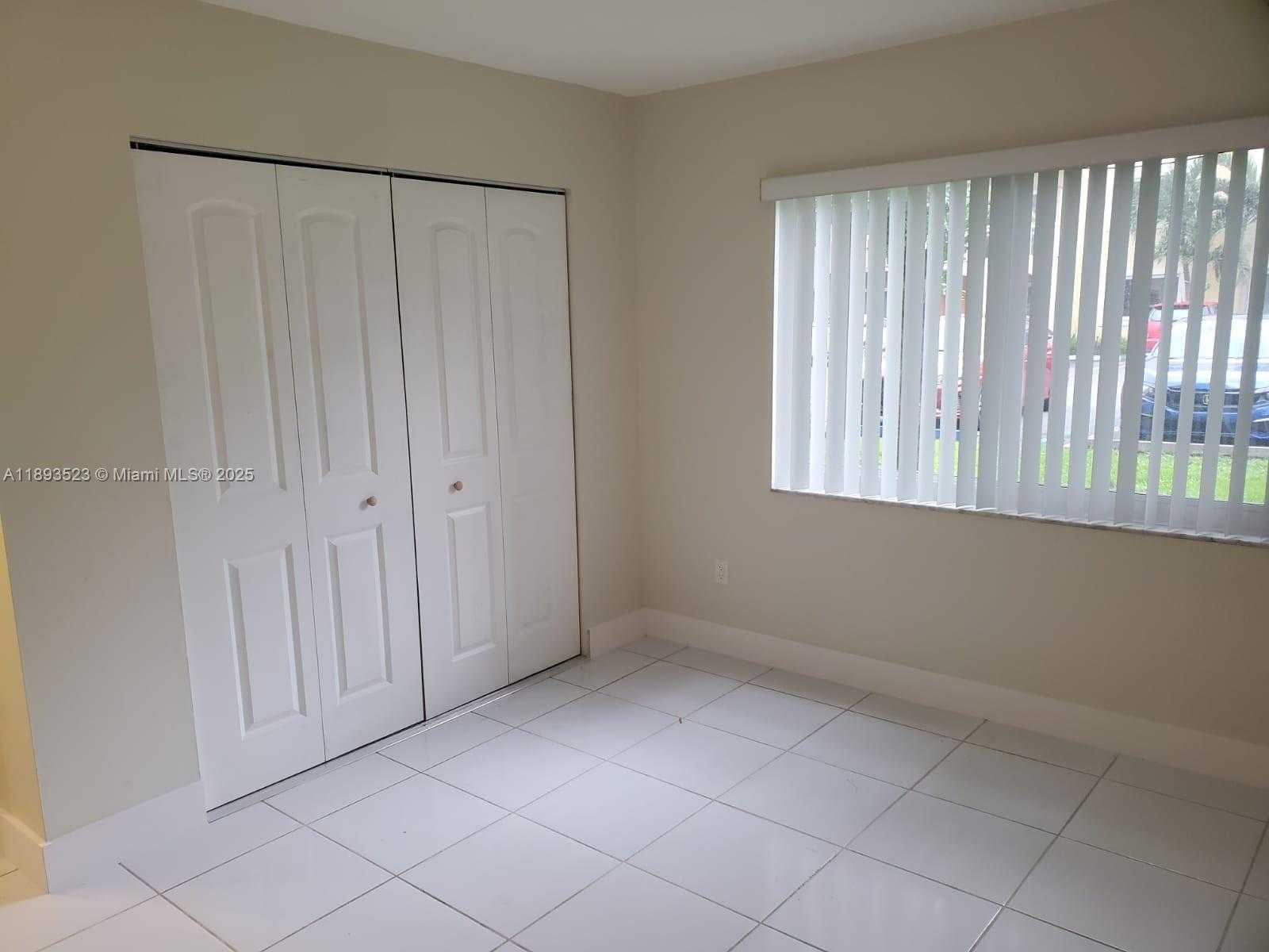 Small Image of 7830 CAMINO REAL #k-107, Miami Number 6