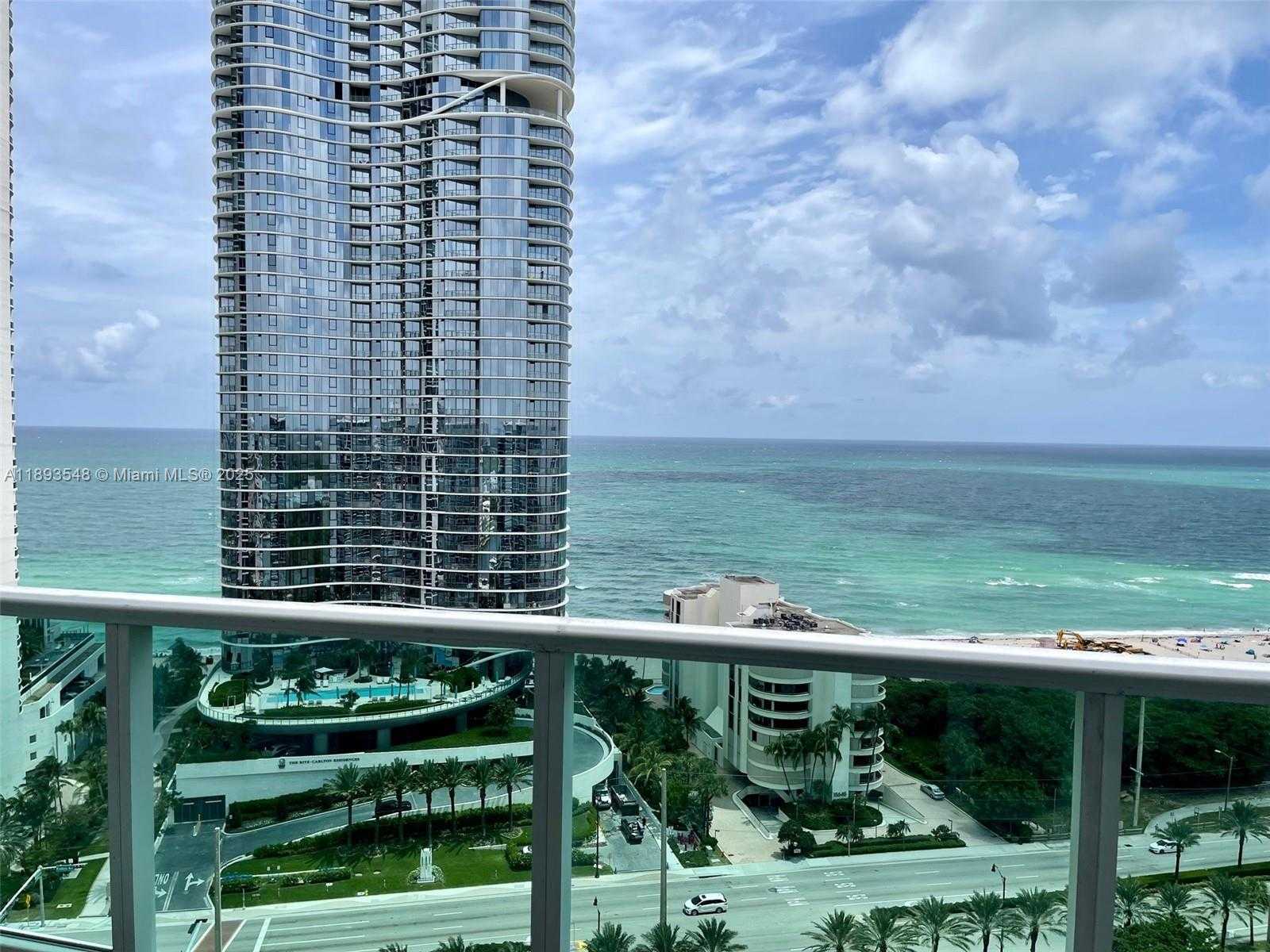 Small Image of 100 BAYVIEW DR #PH08, Sunny Isles Beach Number 5