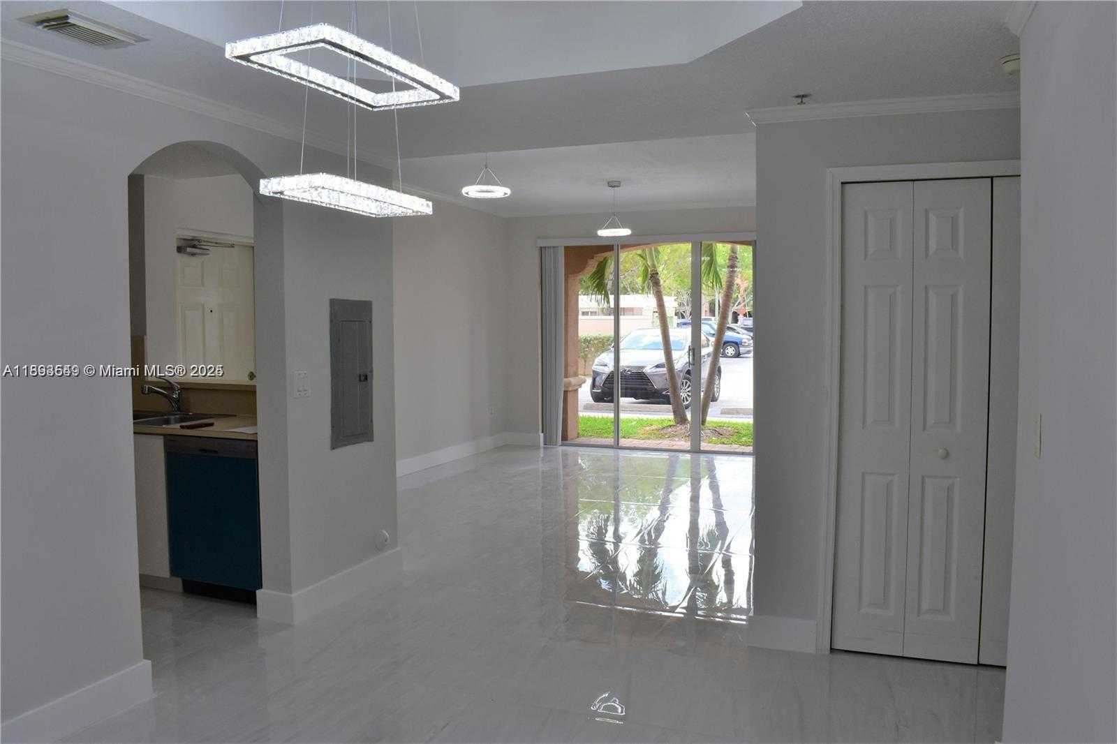 Small Image of 6540 NORTH WEST 114TH AVE #1401, Doral Number 7