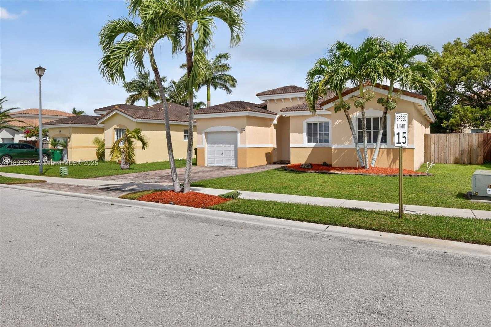 Small Image of 4281 NORTH EAST 16TH ST, Homestead Number 2