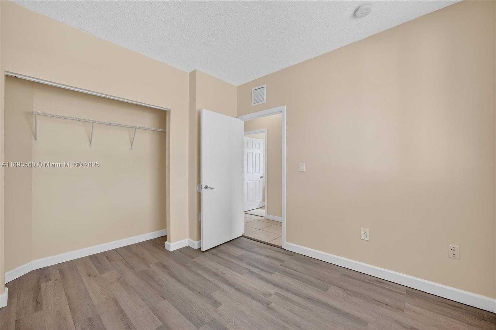Small Image of 4281 NORTH EAST 16TH ST, Homestead Number 23