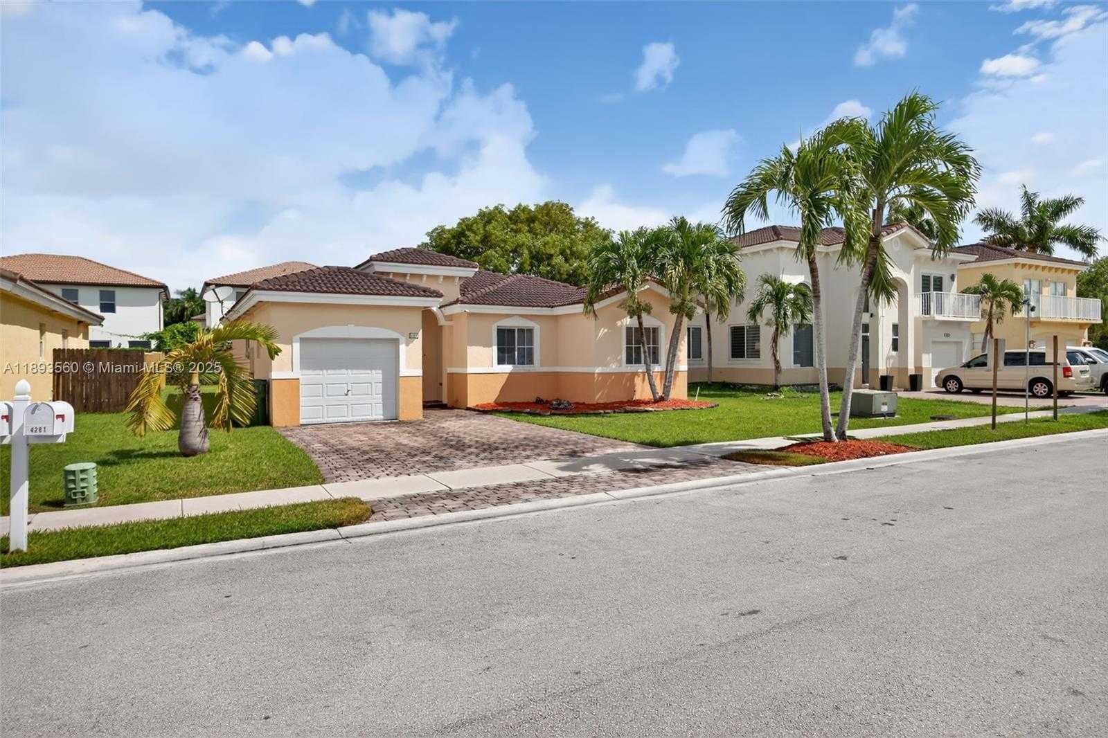 Small Image of 4281 NORTH EAST 16TH ST, Homestead Number 3