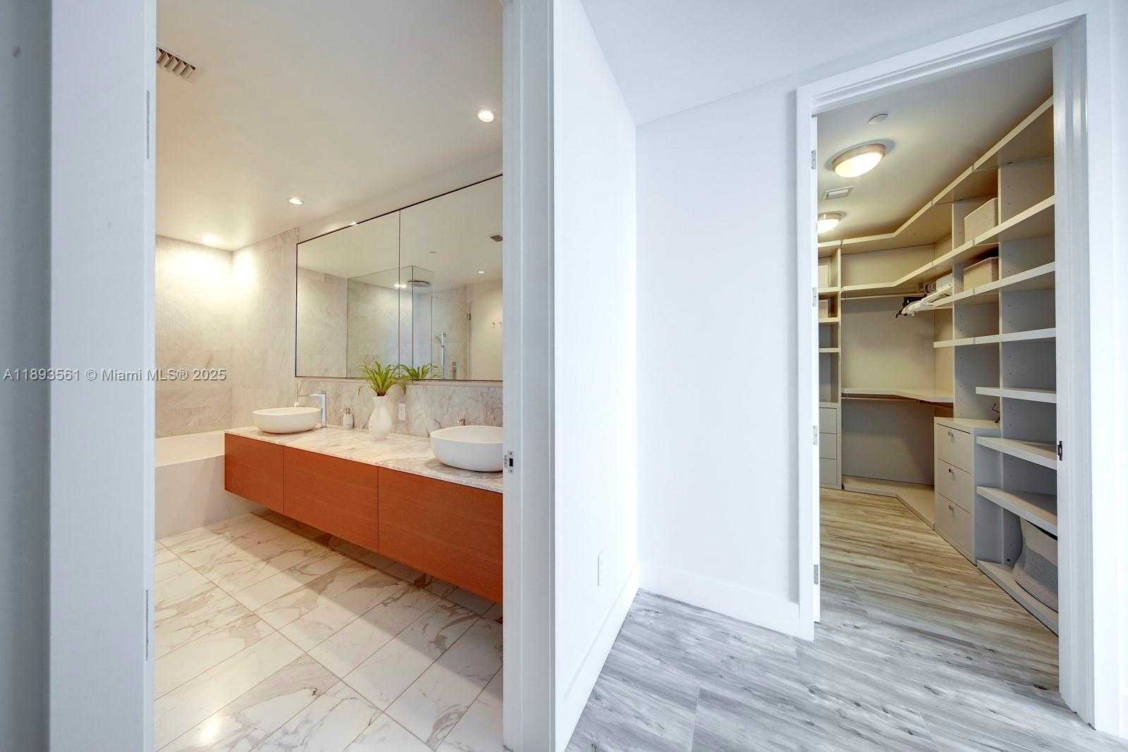 Small Image of 10203 COLLINS AVE #1502, Bal Harbour Number 15
