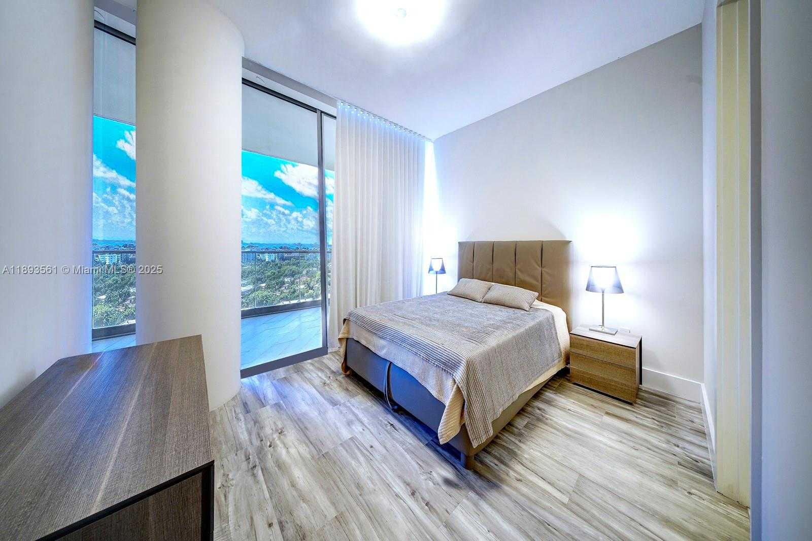 Small Image of 10203 COLLINS AVE #1502, Bal Harbour Number 39
