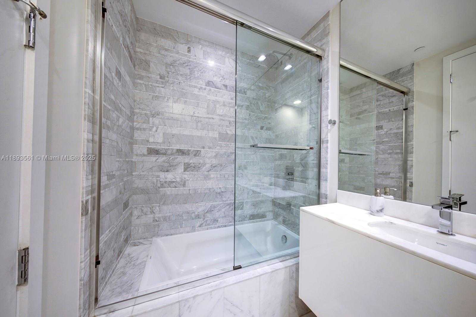 Small Image of 10203 COLLINS AVE #1502, Bal Harbour Number 41