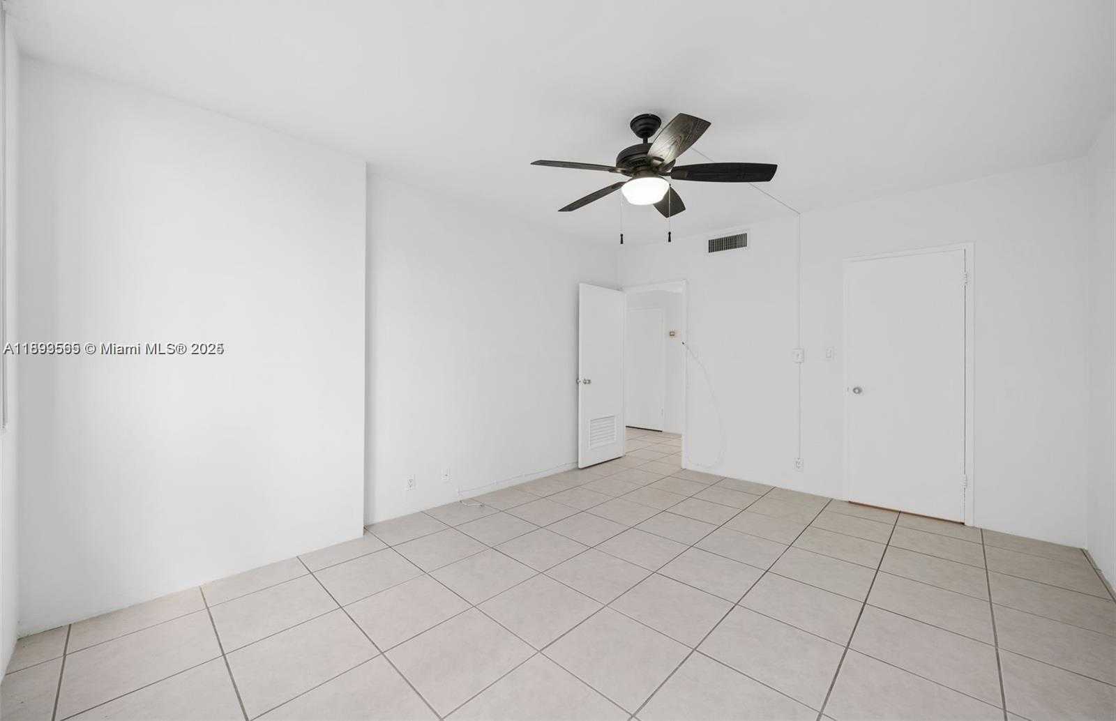 Small Image of 3301 NORTH EAST 5TH AVE #307, Miami Number 6
