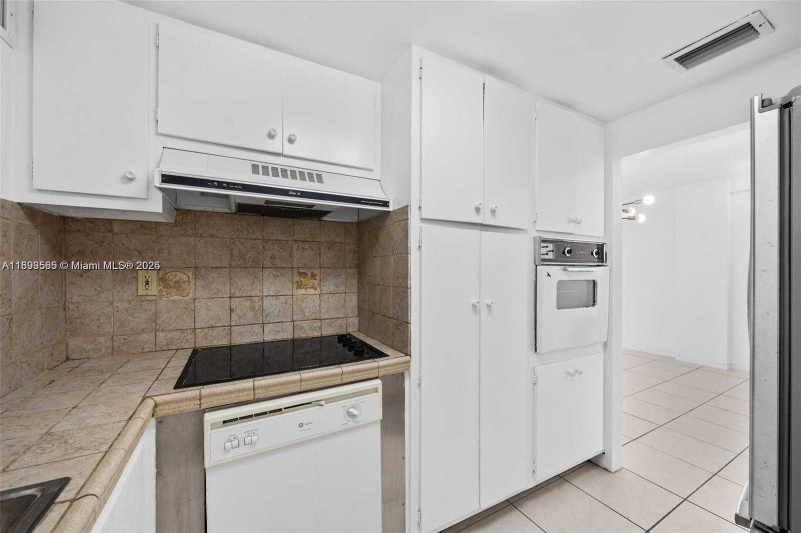 Small Image of 3301 NORTH EAST 5TH AVE #307, Miami Number 9