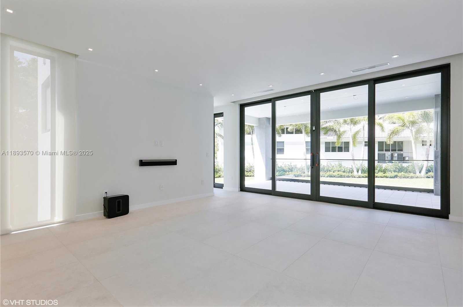 Small Image of 7015 MIRA FLORES AVE, Coral Gables Number 11