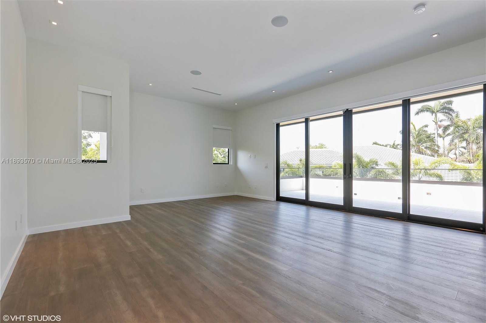 Small Image of 7015 MIRA FLORES AVE, Coral Gables Number 13