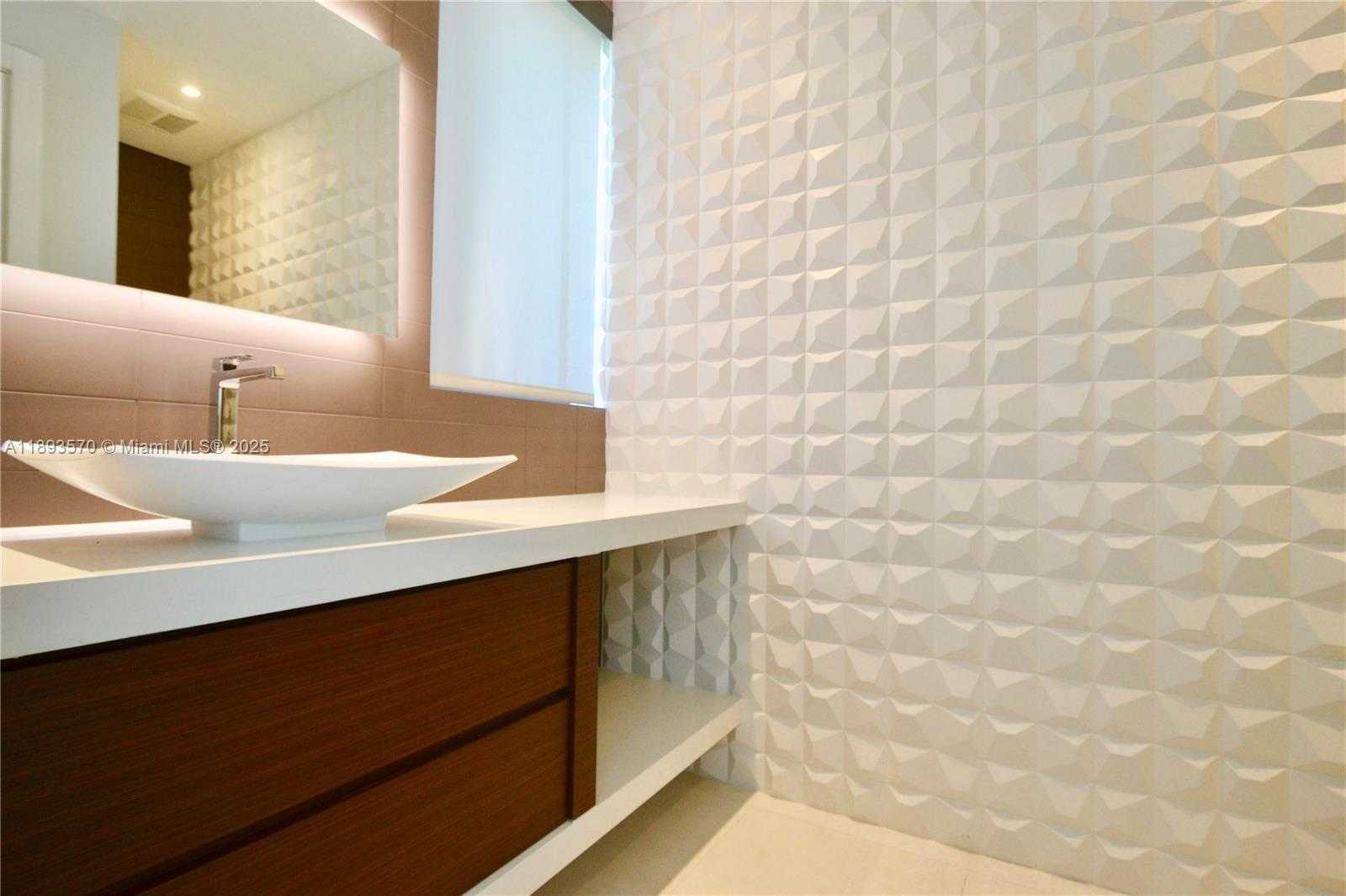 Small Image of 7015 MIRA FLORES AVE, Coral Gables Number 19