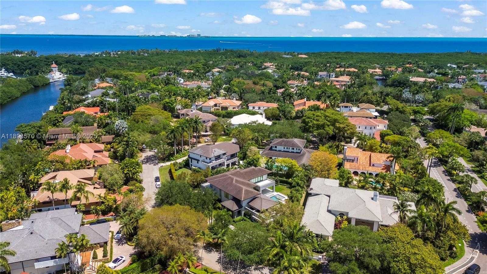 Small Image of 7015 MIRA FLORES AVE, Coral Gables Number 2