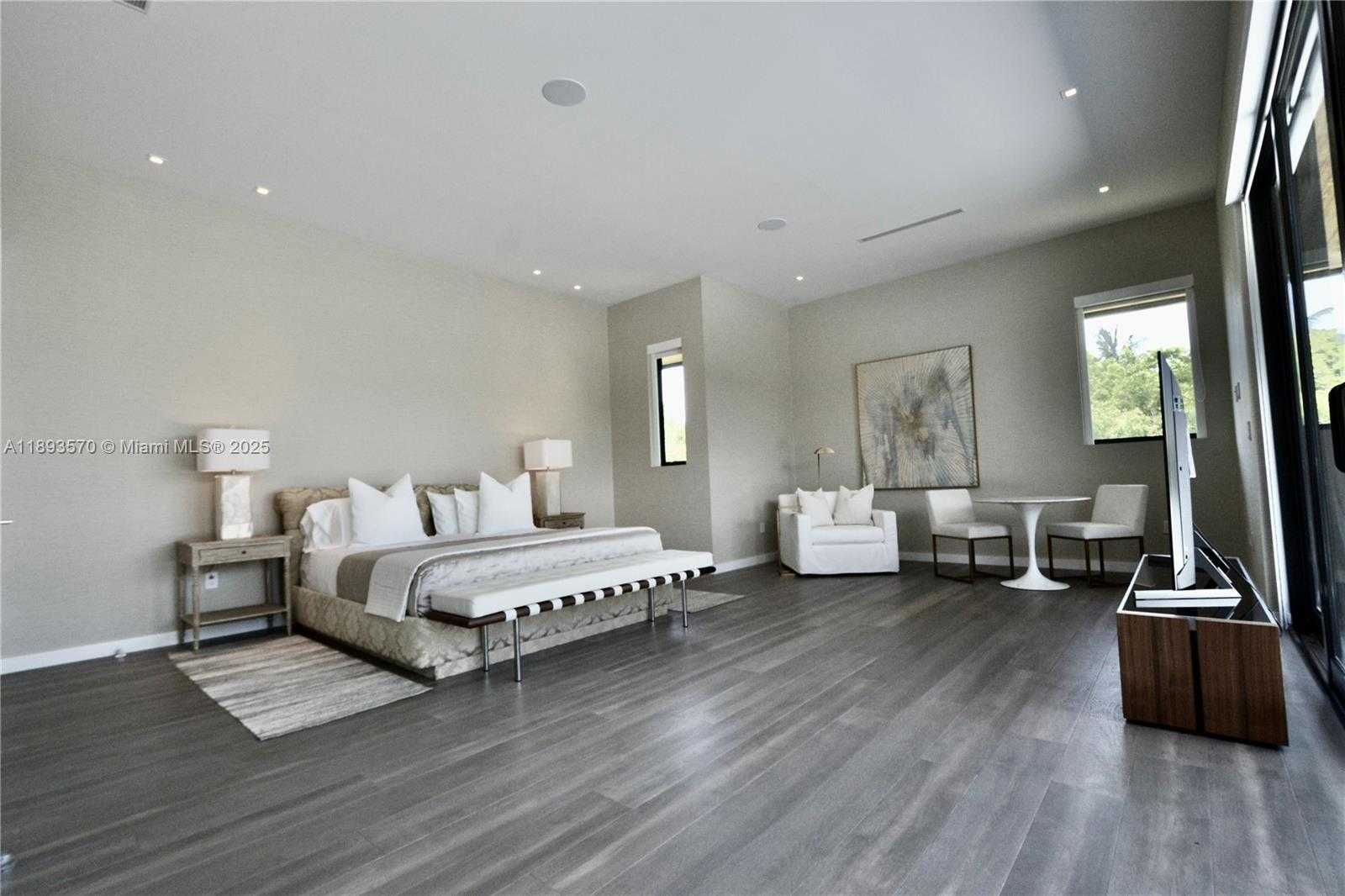 Small Image of 7015 MIRA FLORES AVE, Coral Gables Number 25