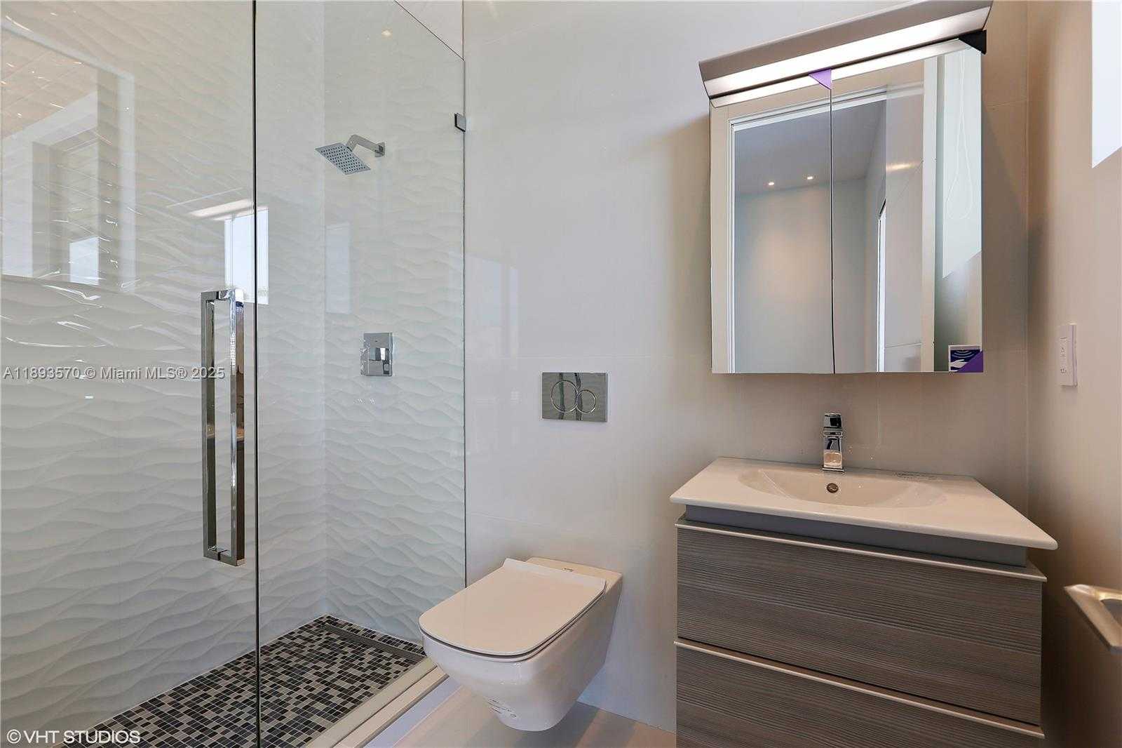 Small Image of 7015 MIRA FLORES AVE, Coral Gables Number 36