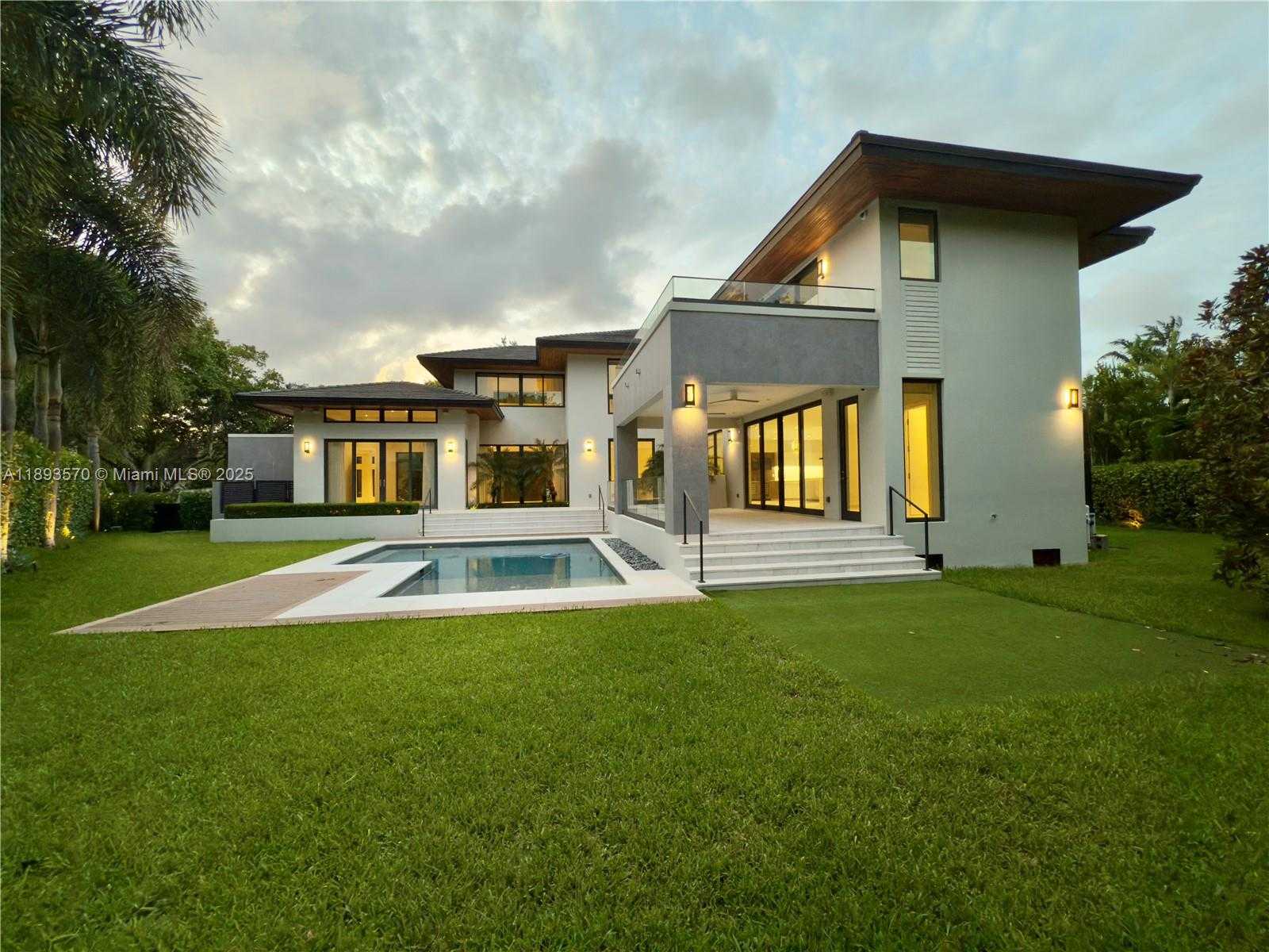 Small Image of 7015 MIRA FLORES AVE, Coral Gables Number 43