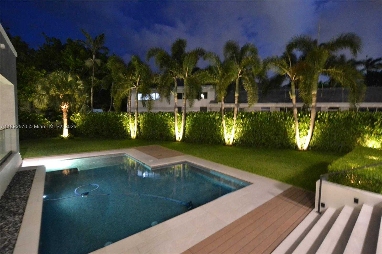 Small Image of 7015 MIRA FLORES AVE, Coral Gables Number 45