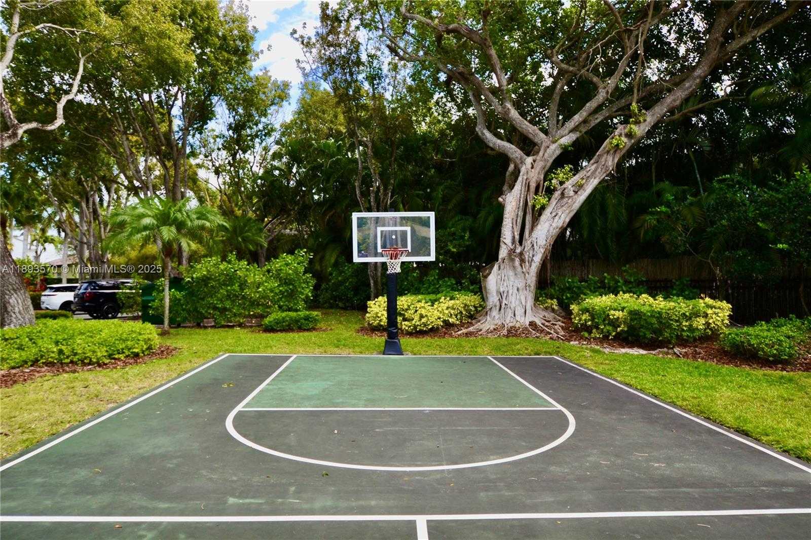 Small Image of 7015 MIRA FLORES AVE, Coral Gables Number 52