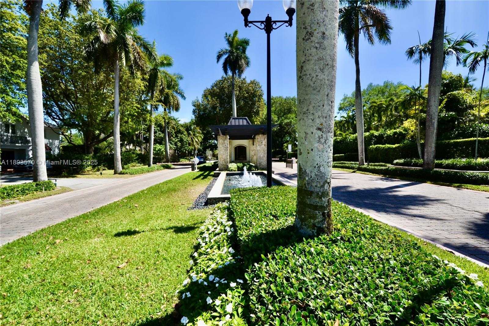 Small Image of 7015 MIRA FLORES AVE, Coral Gables Number 58