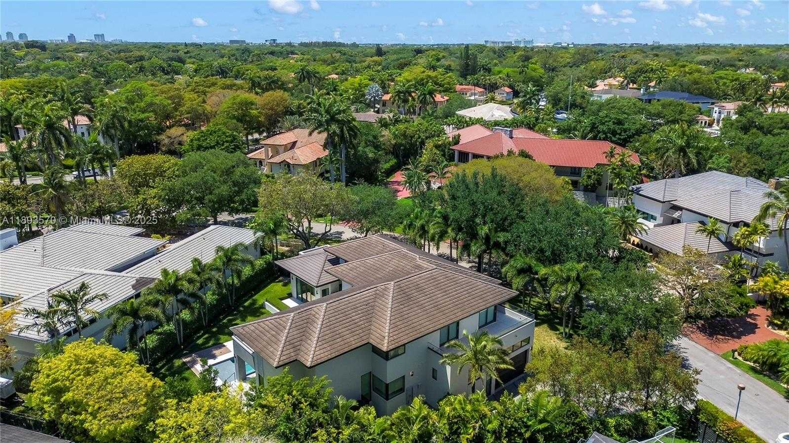 Small Image of 7015 MIRA FLORES AVE, Coral Gables Number 61