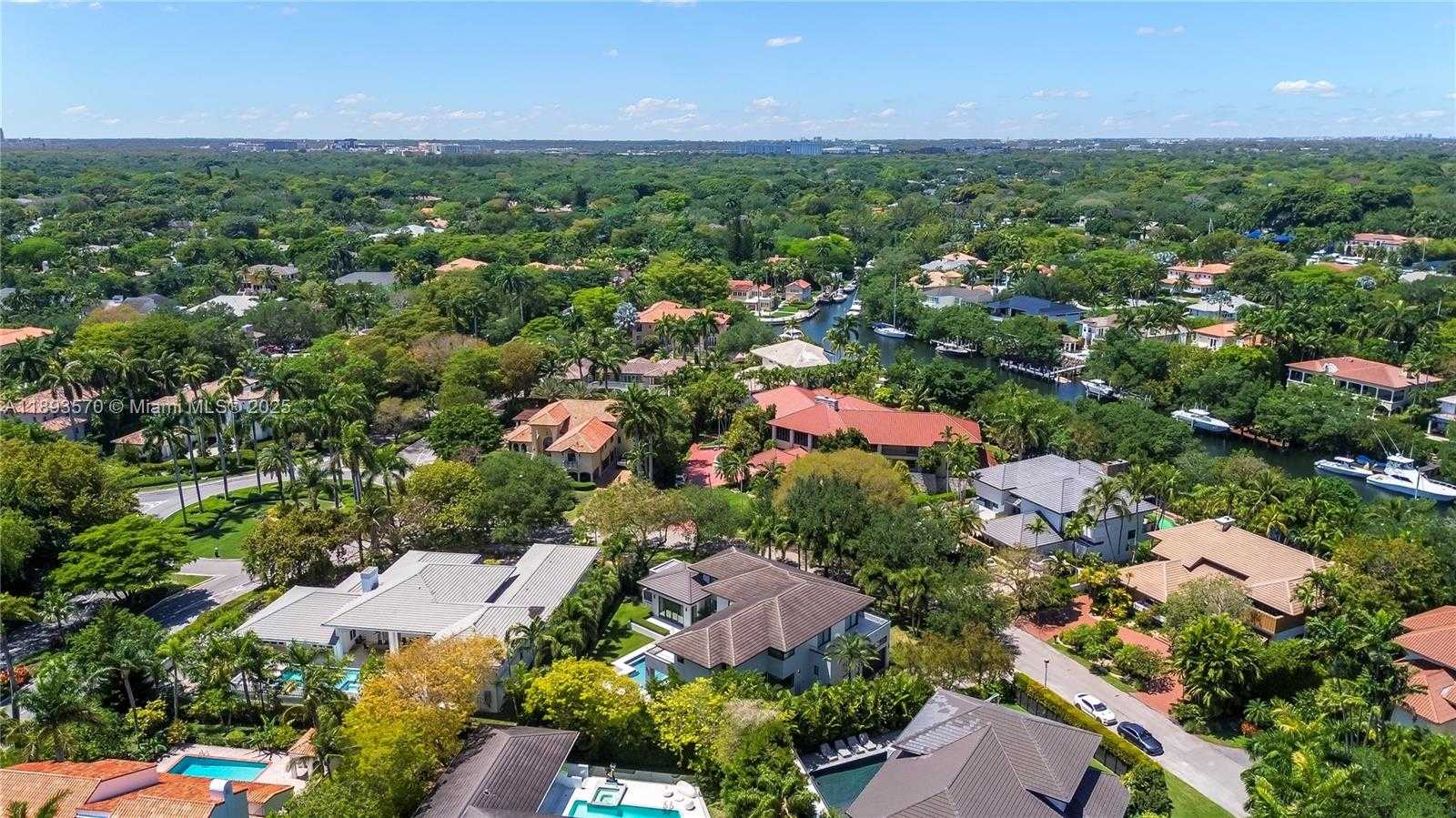 Small Image of 7015 MIRA FLORES AVE, Coral Gables Number 63