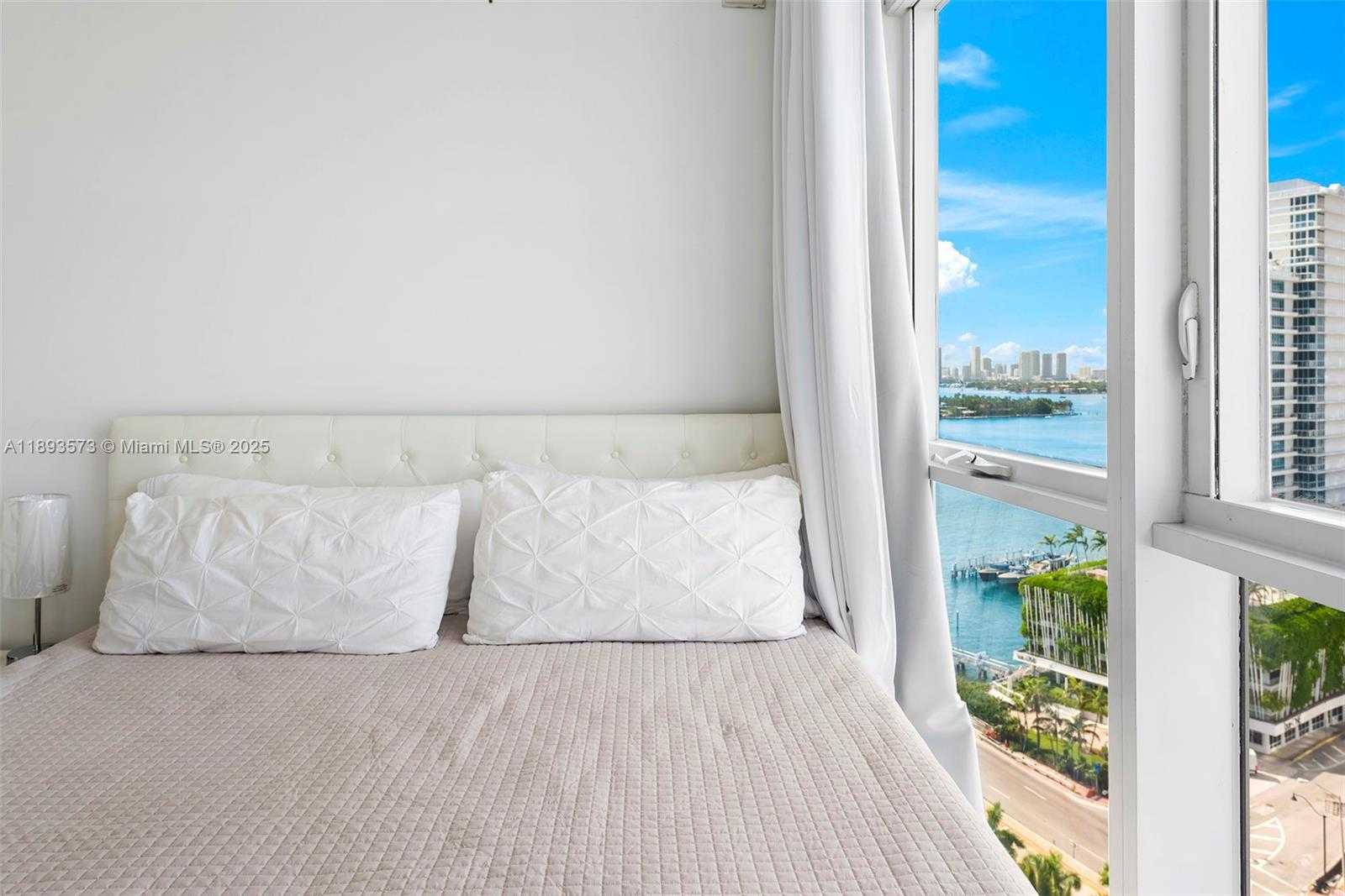 Small Image of 450 ALTON RD #1708, Miami Beach Number 8