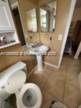 Small Image of Hialeah Number 12