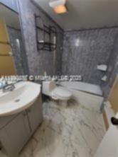 Small Image of Hialeah Number 14