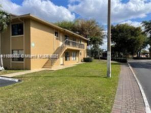 Small Image of Hialeah Number 3