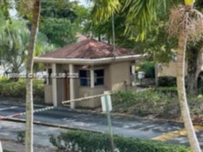 Small Image of Hialeah Number 5