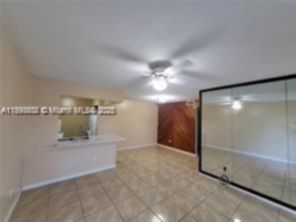 Small Image of Hialeah Number 9