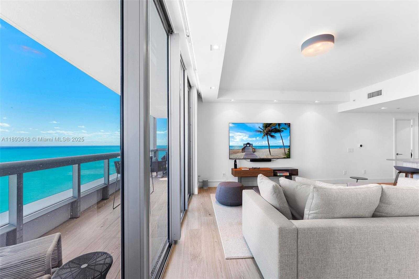 Small Image of 6899 COLLINS AVE #2601, Miami Beach Number 21