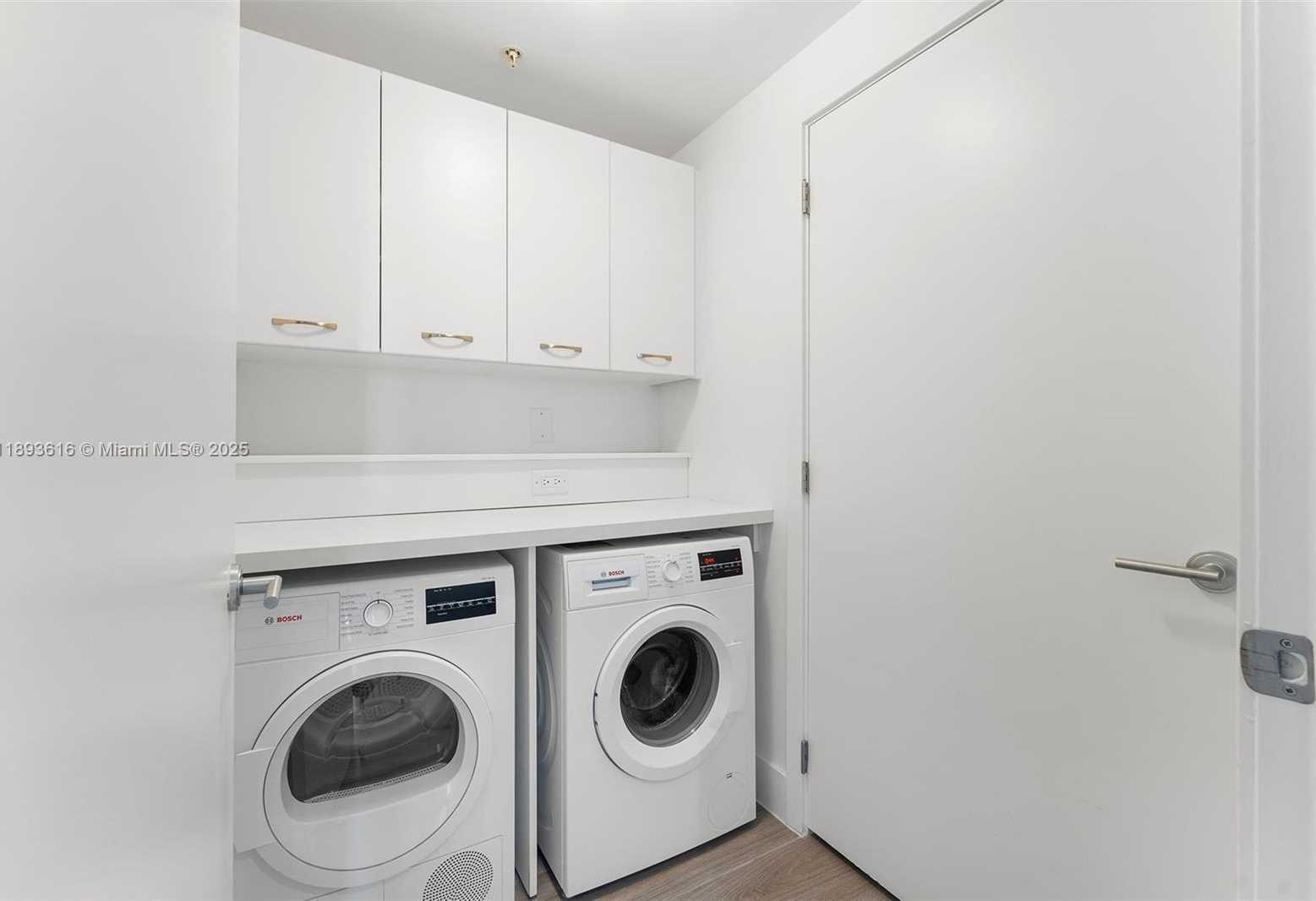 Small Image of 6899 COLLINS AVE #2601, Miami Beach Number 22