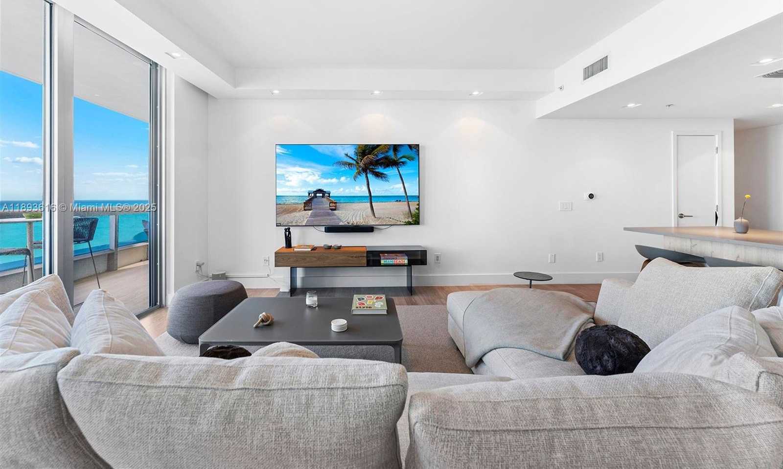 Small Image of 6899 COLLINS AVE #2601, Miami Beach Number 25