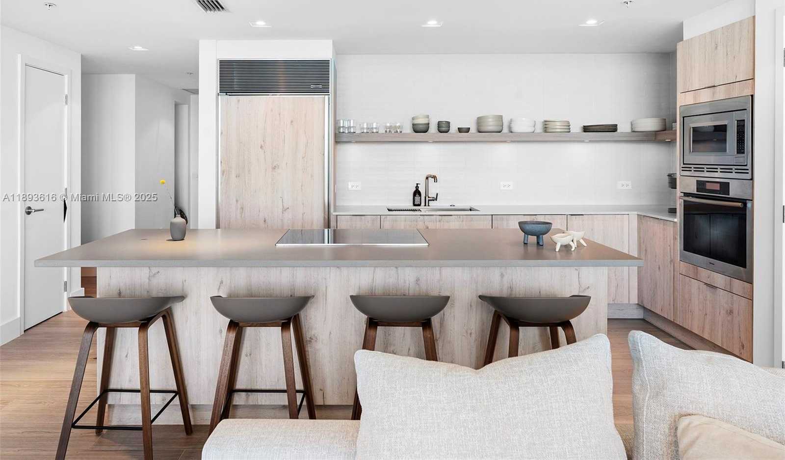 Small Image of 6899 COLLINS AVE #2601, Miami Beach Number 29
