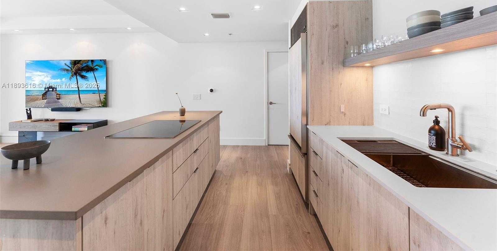 Small Image of 6899 COLLINS AVE #2601, Miami Beach Number 8
