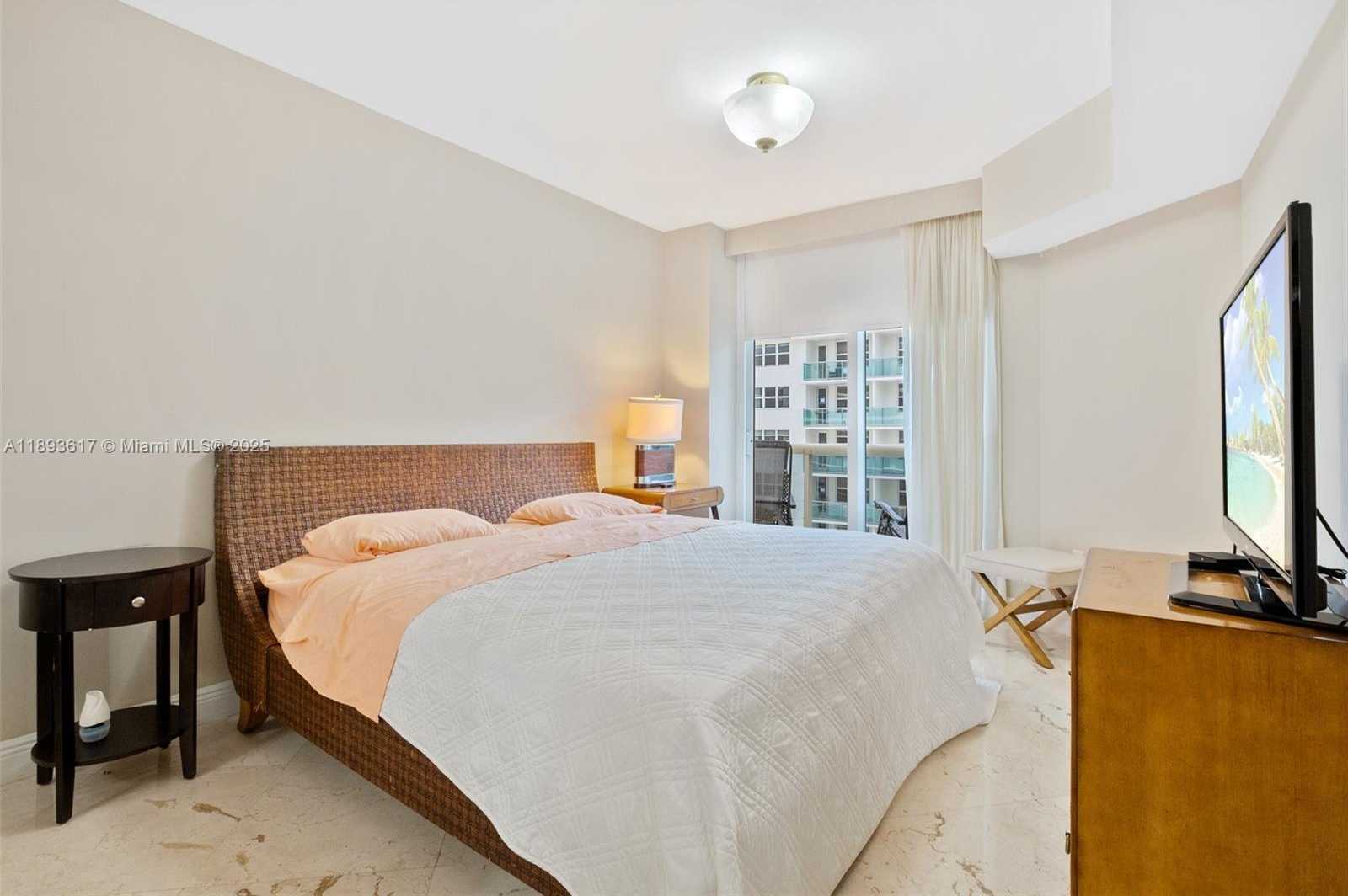 Small Image of 9559 COLLINS AVE #S-10I, Surfside Number 21