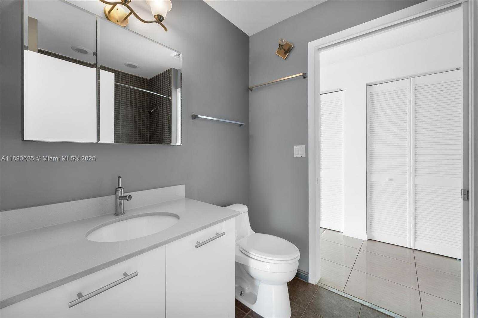 Small Image of 3470 EAST COAST AVE #H2508, Miami Number 11