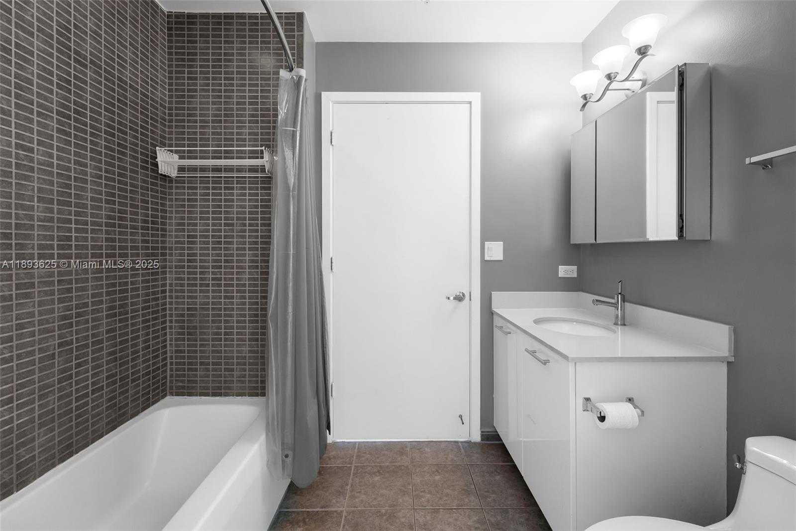 Small Image of 3470 EAST COAST AVE #H2508, Miami Number 12